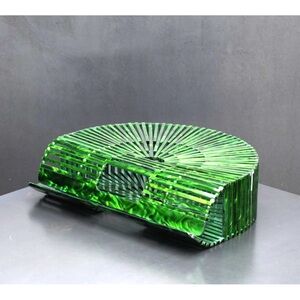 Rare Emerald Green Cult Gaia Ark Clutch NWOT | ✨Collector’s Staple!✨